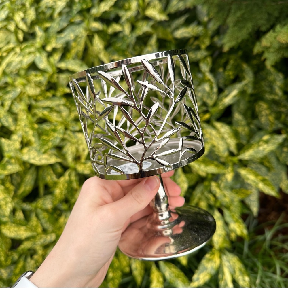 Bath & Body Works Silver Vine Leaf Pedestal 3 Wick Candle Holder Decorative